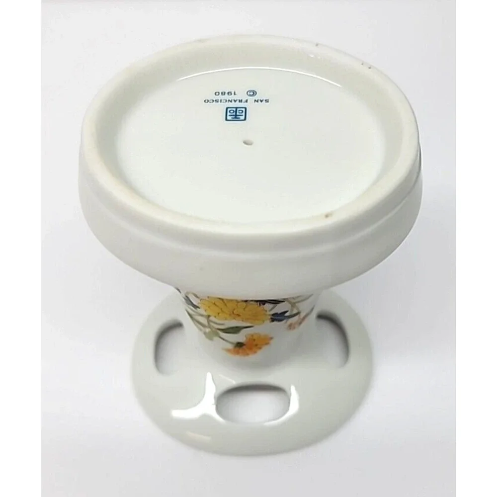 Vintage San Francisco Pottery White Ceramic 4‎ Slot Toothbrush Holder w/ Flowers